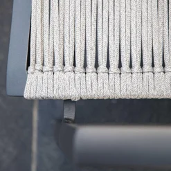 Fauteuil de jardin en aluminium et corde coloris gris charbon Taro - 69 x 70 x 82 cm