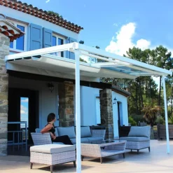 Clearance COULEURS DU MONDE Pergola en aluminium et polycarbonate coloris blanc mat modèle Odessa - 3 x 3,60 x 2,65 m