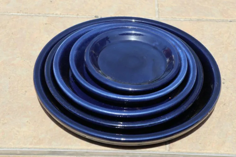 Clearance LES POTERIES D'ALBI Soucoupe en terre cuite émaillée bleu Nuit étoilée Les Poteries d’Albi - Ø 18 cm