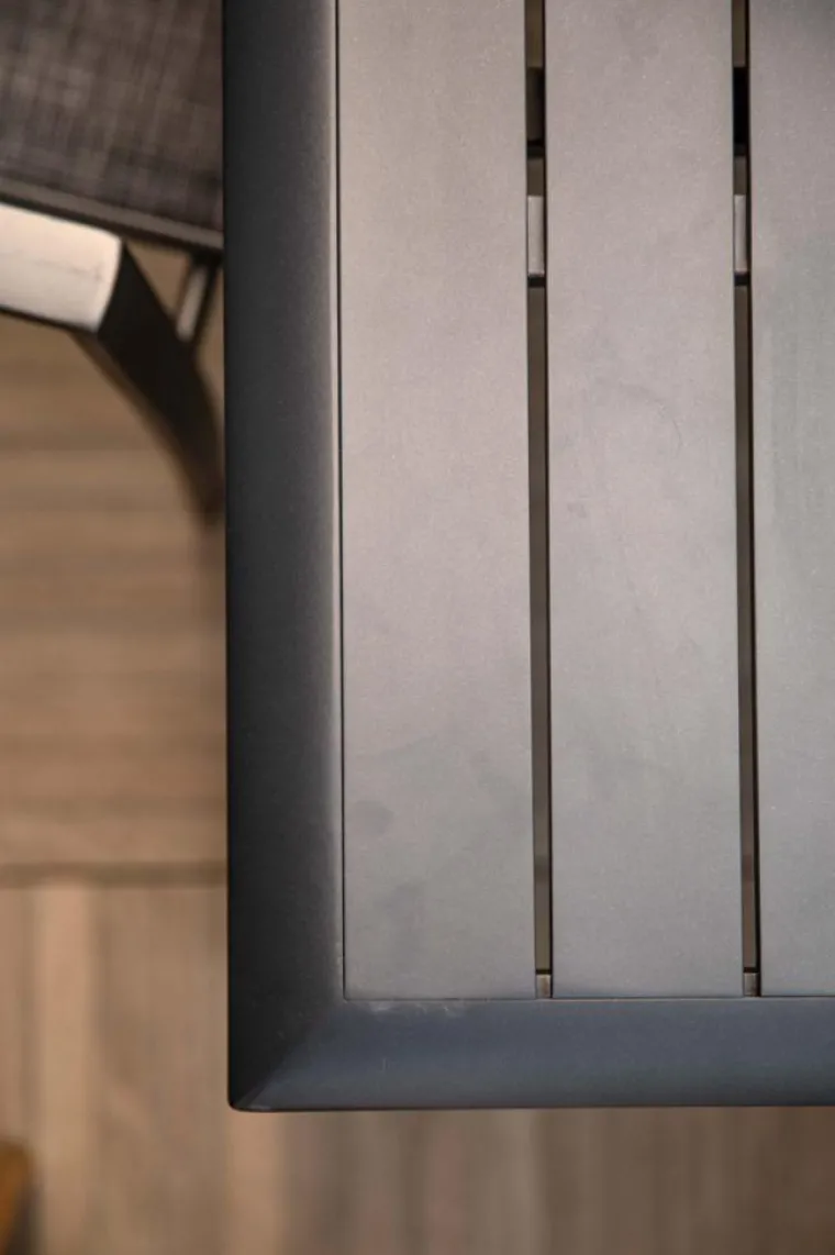 Outlet Table coloris noir en aluminium Caméline II Proloisirs - 140 x 140 x 200 cm