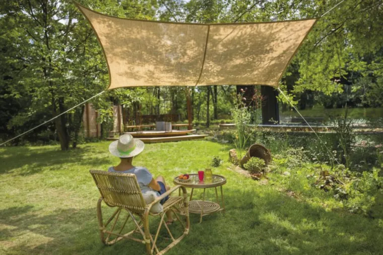 Outlet JARDILINE Voile rectangulaire coloris beige en jute - 3 x 2 m